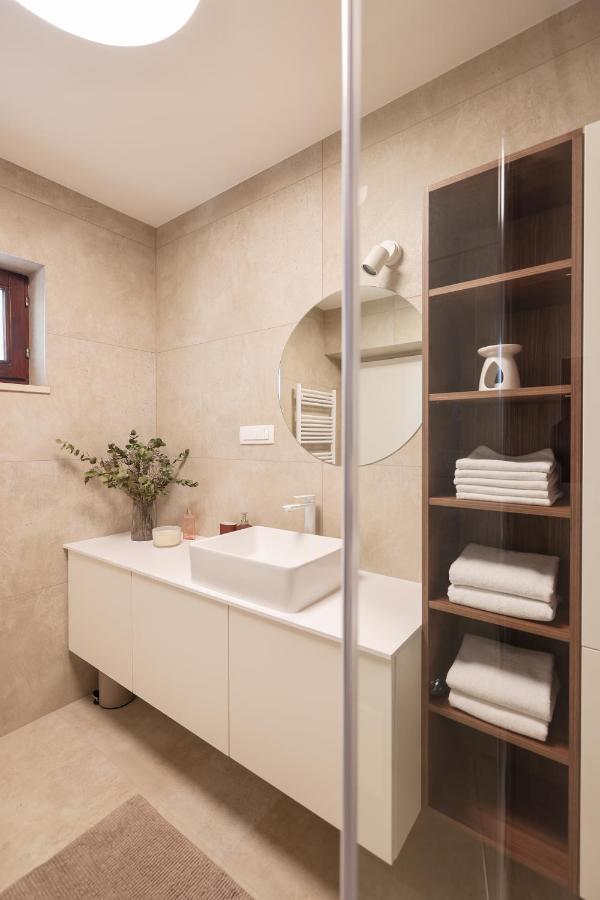 Apartman Baredine Maslenica Exterior foto