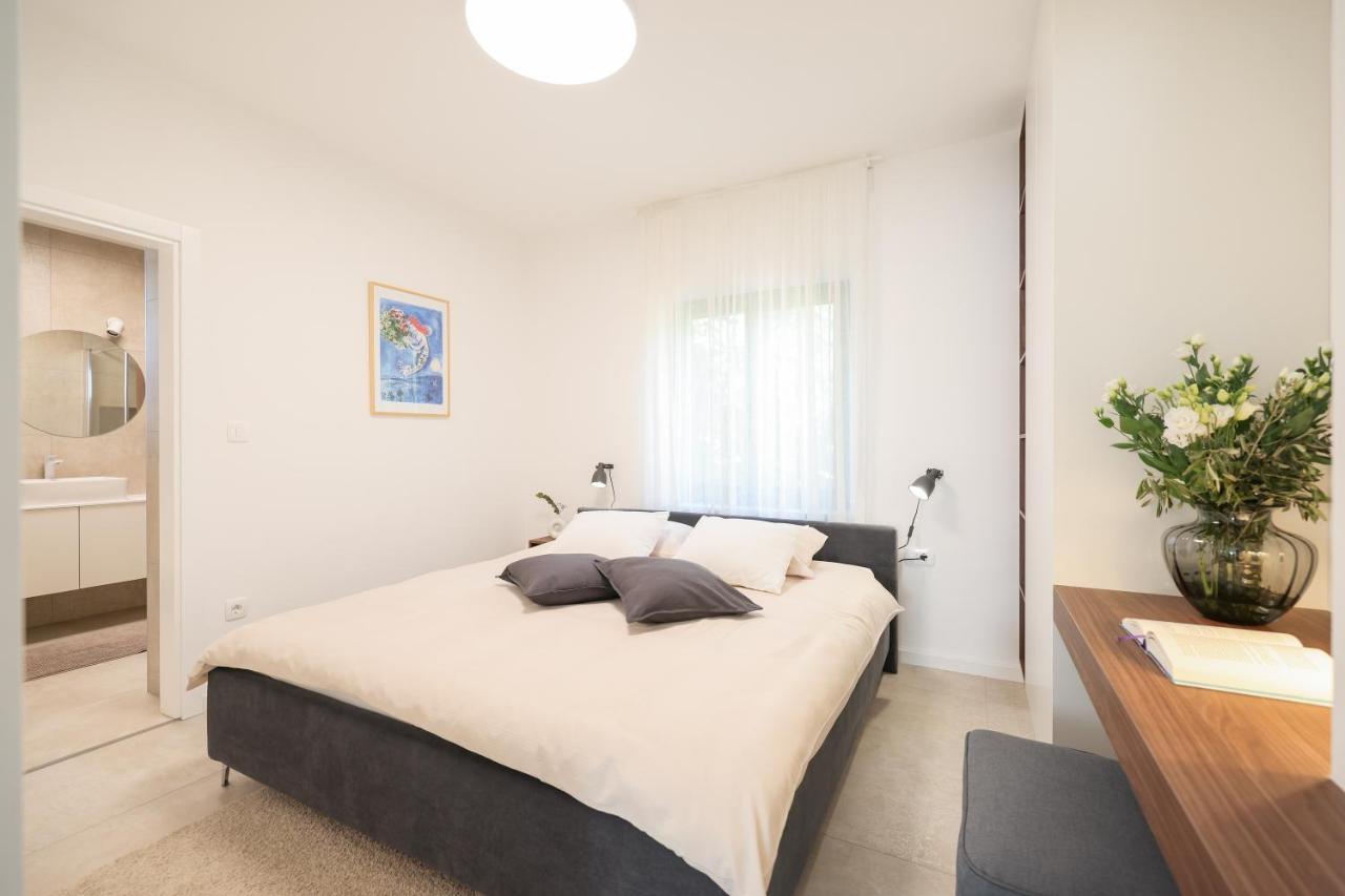 Apartman Baredine Maslenica Exterior foto